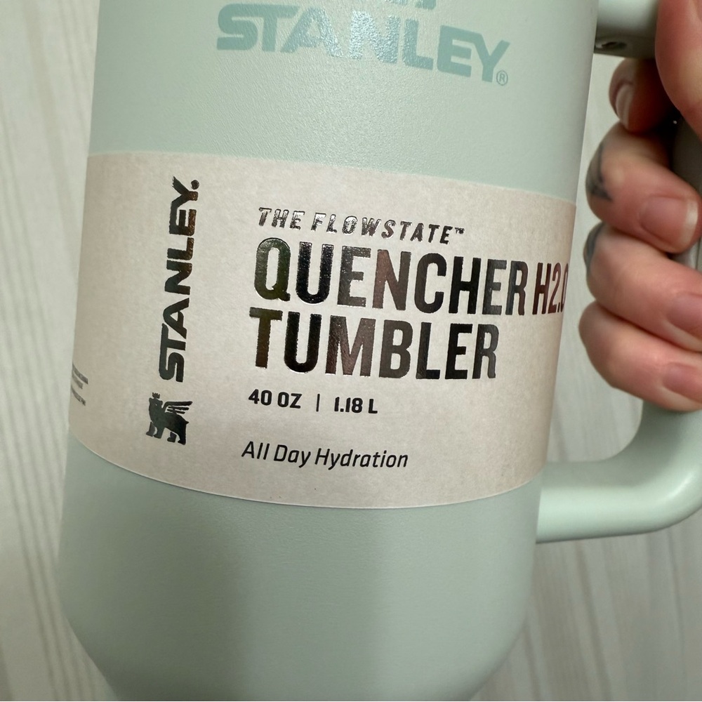 NIB🔥 STANLEY THE QUENCHER H2.0 FLOWSTATE™ TUMBLER | 40 OZ in MIST - Picture 7 of 8